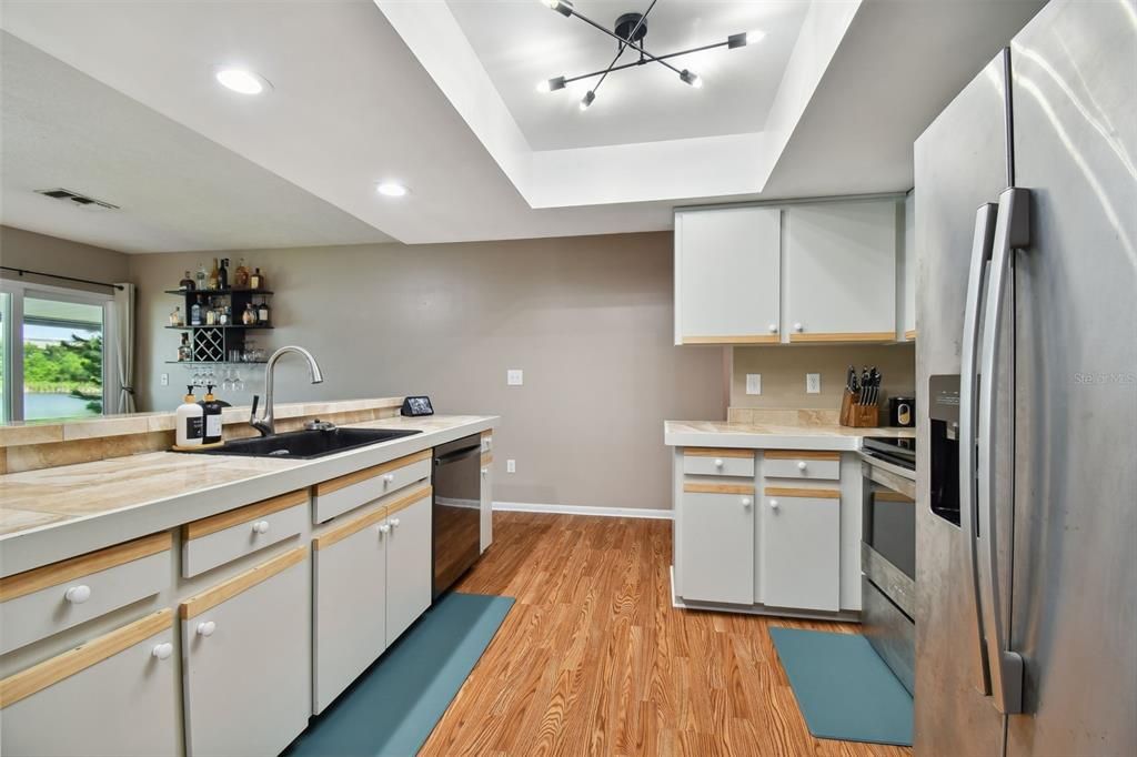 Active With Contract: $450,000 (3 beds, 2 baths, 1587 Square Feet)