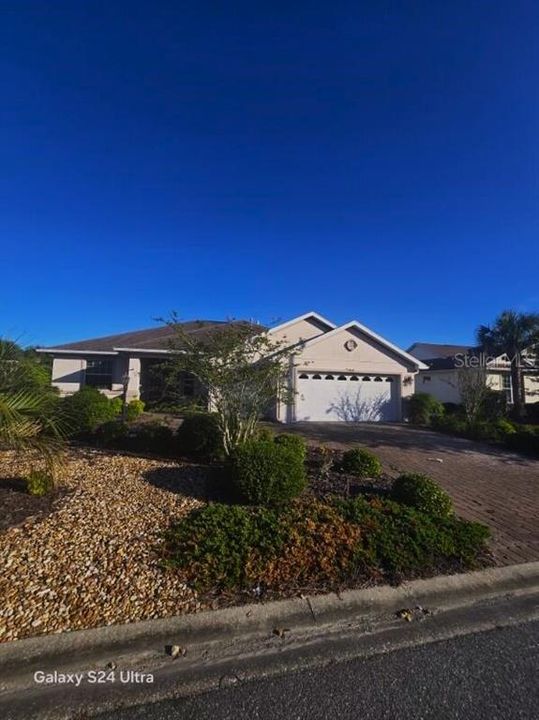 Active With Contract: $369,900 (3 beds, 2 baths, 1941 Square Feet)