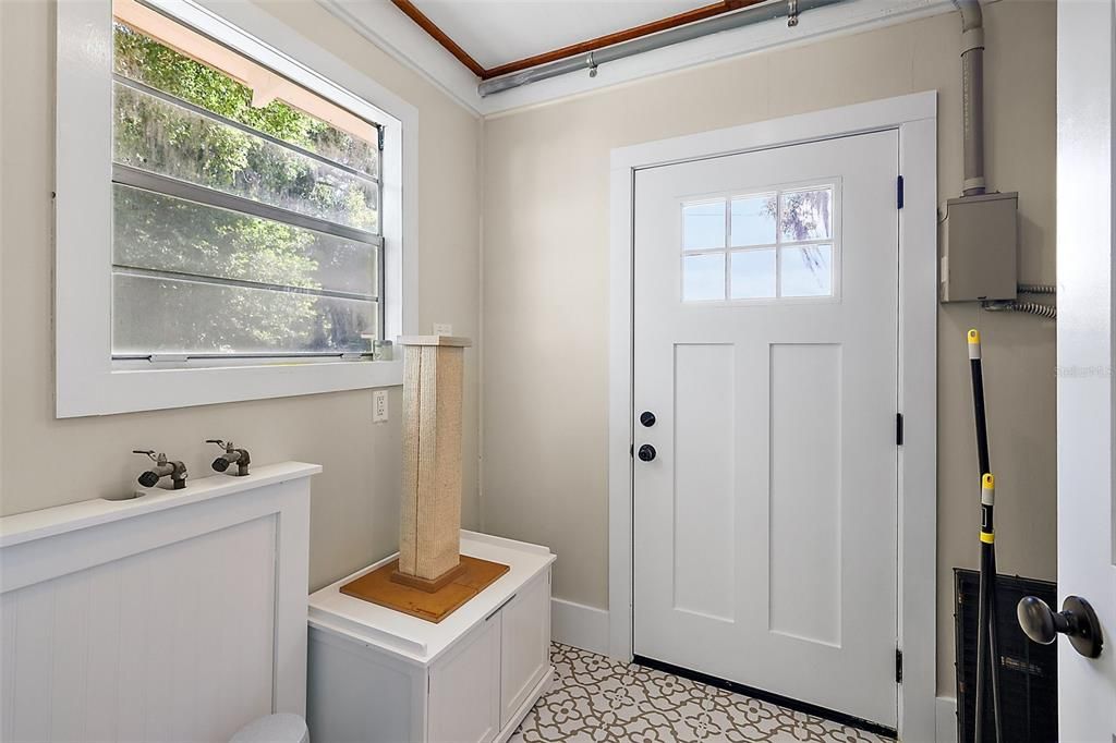 Downstairs utility room with laundry hook-ups available