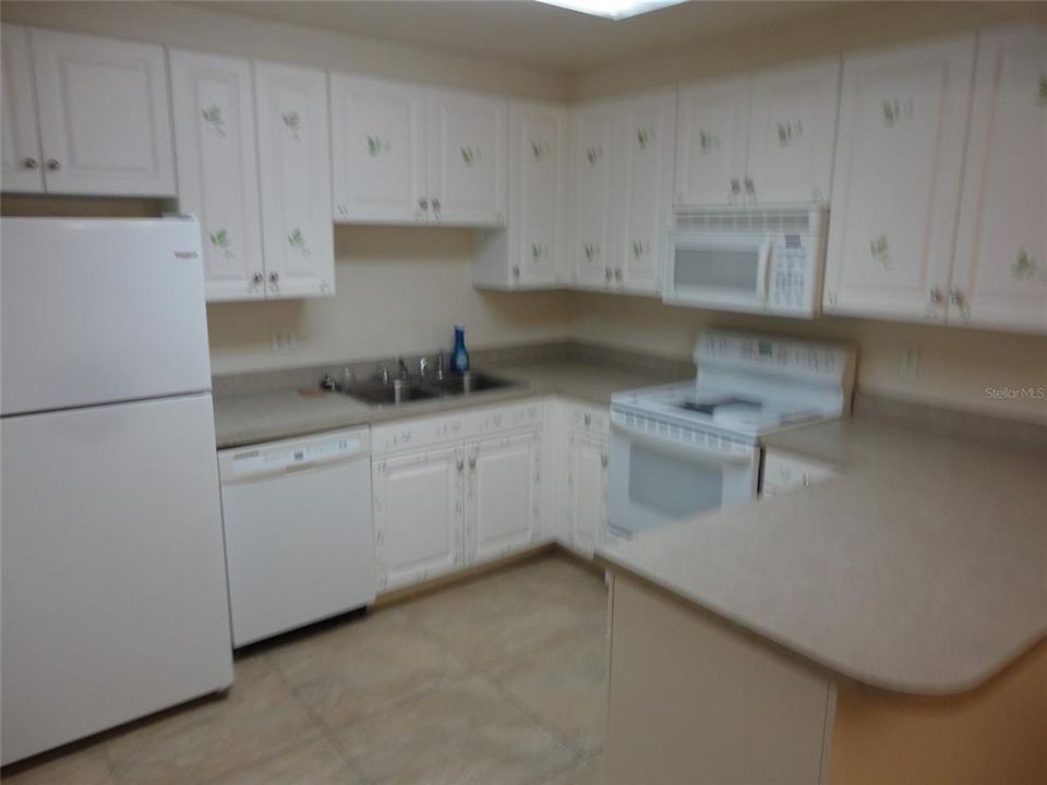 For Rent: $1,800 (3 beds, 2 baths, 1384 Square Feet)