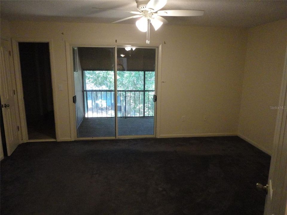 For Rent: $1,800 (3 beds, 2 baths, 1384 Square Feet)