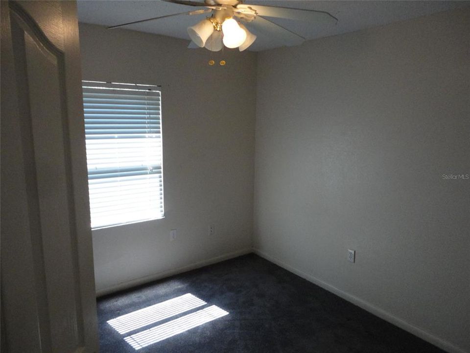 For Rent: $1,800 (3 beds, 2 baths, 1384 Square Feet)