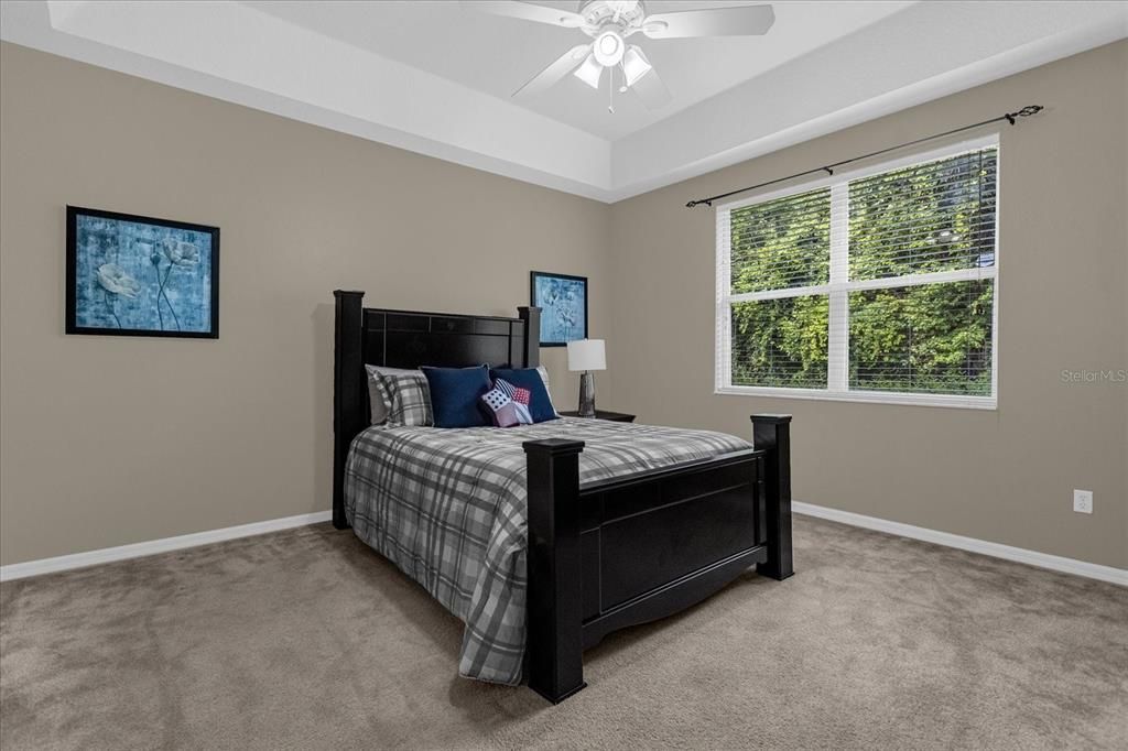 Master Room can fit a california king bed