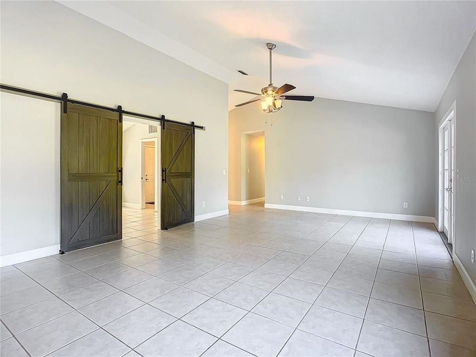 Active With Contract: $395,000 (3 beds, 2 baths, 1621 Square Feet)