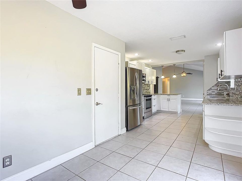 Active With Contract: $395,000 (3 beds, 2 baths, 1621 Square Feet)