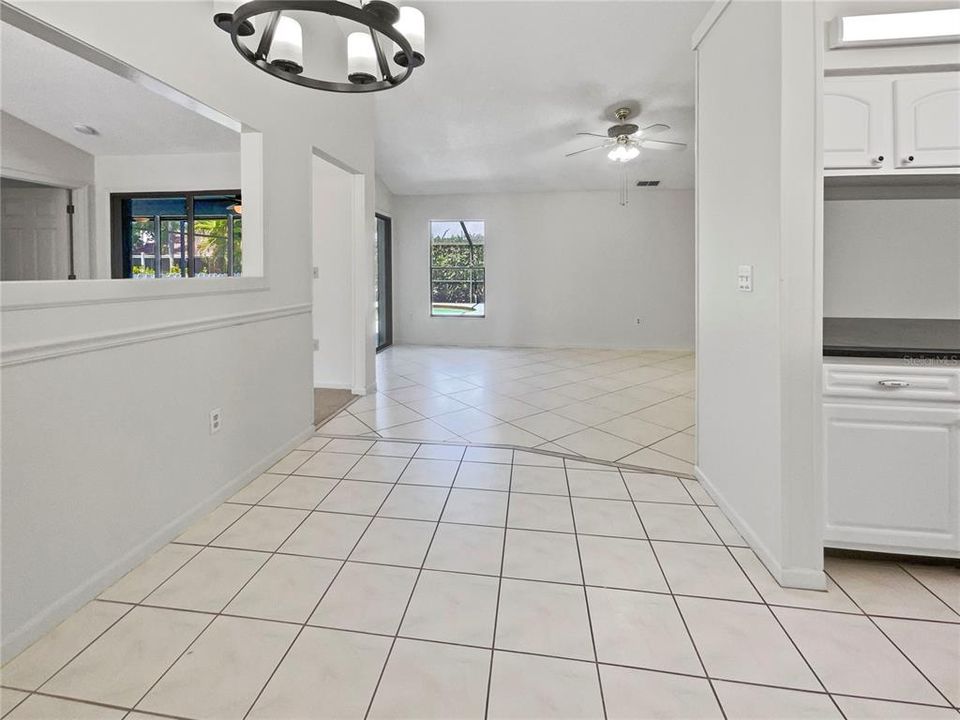 For Sale: $460,000 (4 beds, 2 baths, 1987 Square Feet)