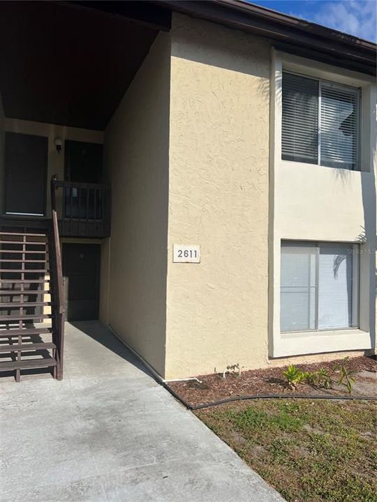 For Sale: $149,900 (1 beds, 1 baths, 739 Square Feet)