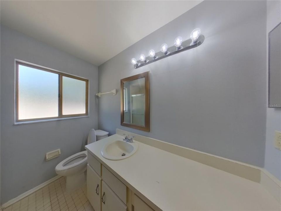 For Sale: $289,900 (3 beds, 2 baths, 1376 Square Feet)