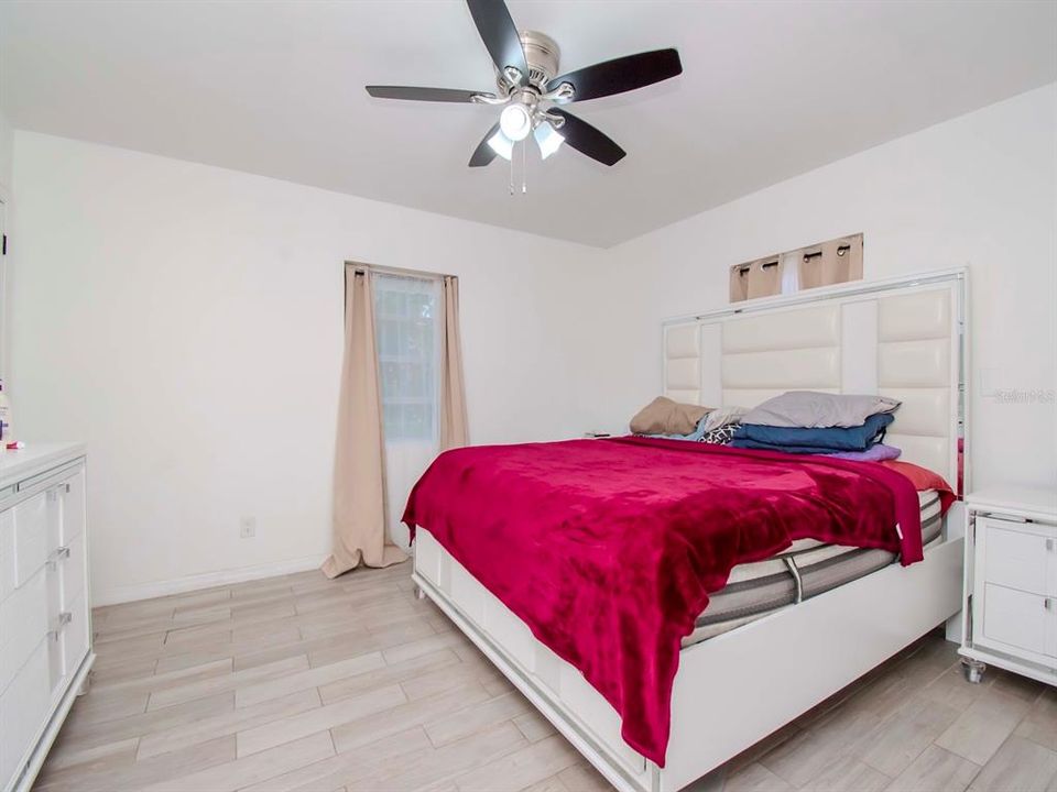 For Sale: $394,000 (3 beds, 2 baths, 1694 Square Feet)