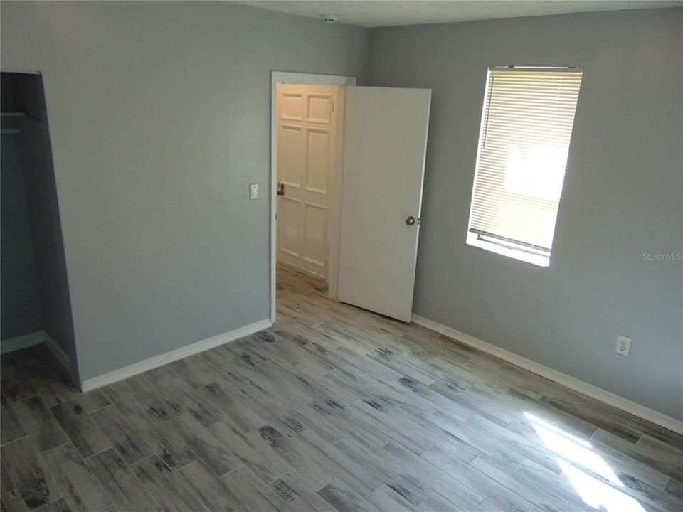For Rent: $1,225 (3 beds, 2 baths, 1040 Square Feet)