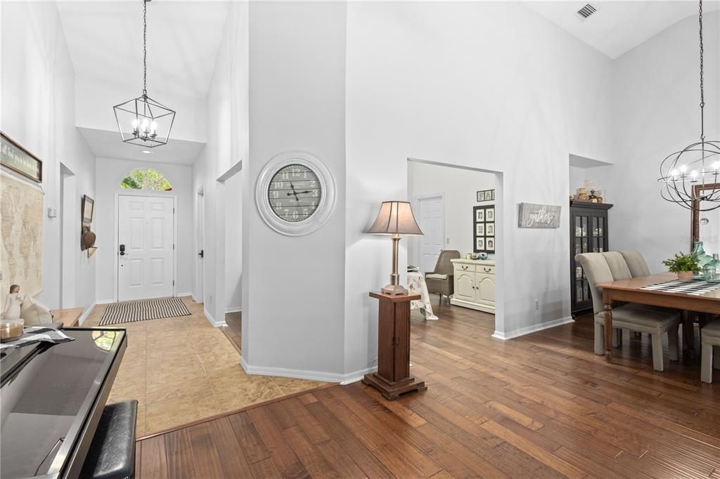 For Sale: $479,000 (2 beds, 2 baths, 1738 Square Feet)