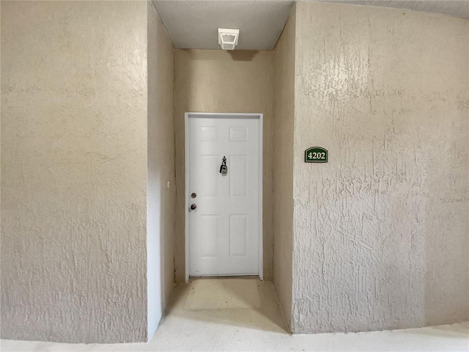For Sale: $226,000 (2 beds, 2 baths, 1107 Square Feet)