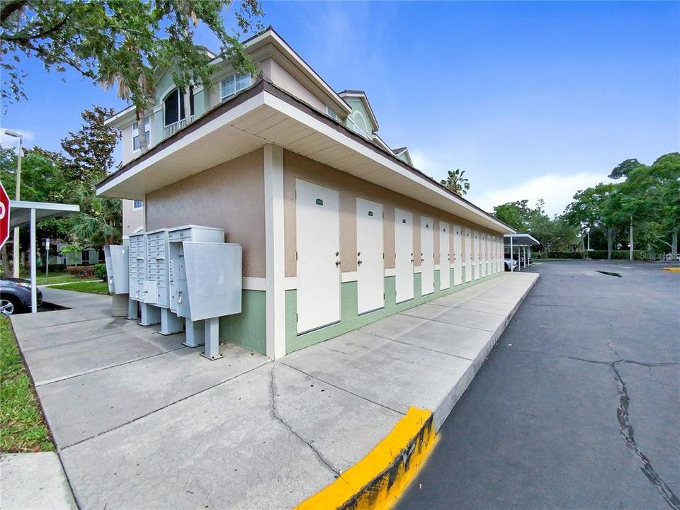 For Sale: $226,000 (2 beds, 2 baths, 1107 Square Feet)