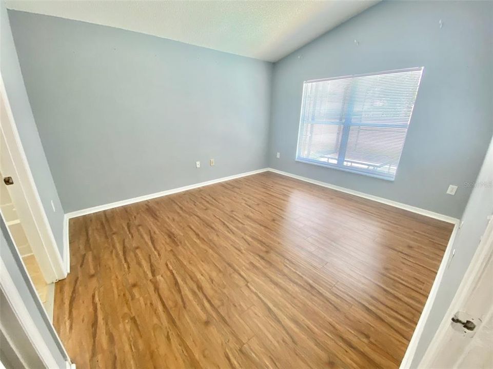 For Rent: $2,000 (3 beds, 2 baths, 1130 Square Feet)