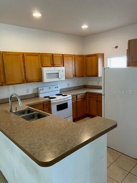 For Rent: $2,495 (4 beds, 3 baths, 1853 Square Feet)