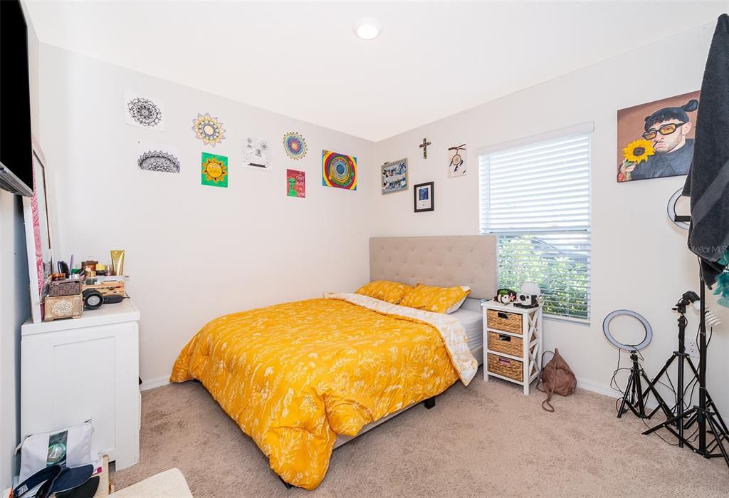 Active With Contract: $2,100 (3 beds, 2 baths, 1247 Square Feet)