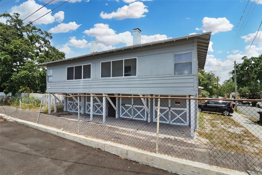 Active With Contract: $345,000 (4 beds, 0 baths, 1056 Square Feet)