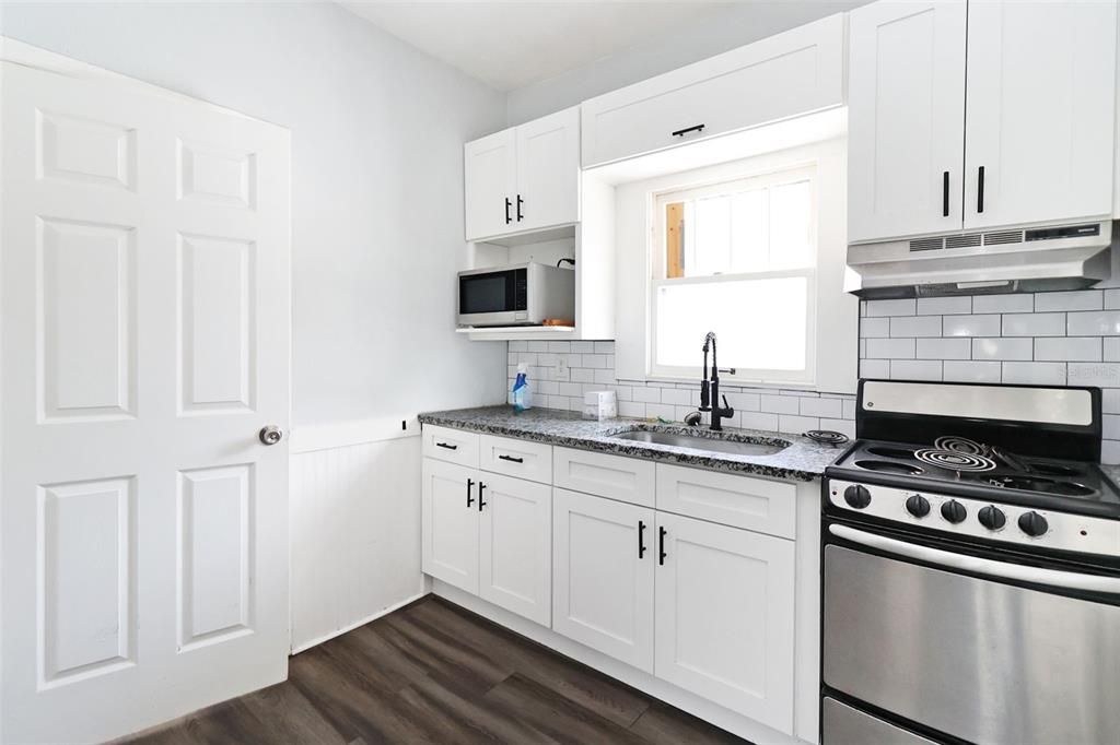 Active With Contract: $345,000 (4 beds, 0 baths, 1056 Square Feet)