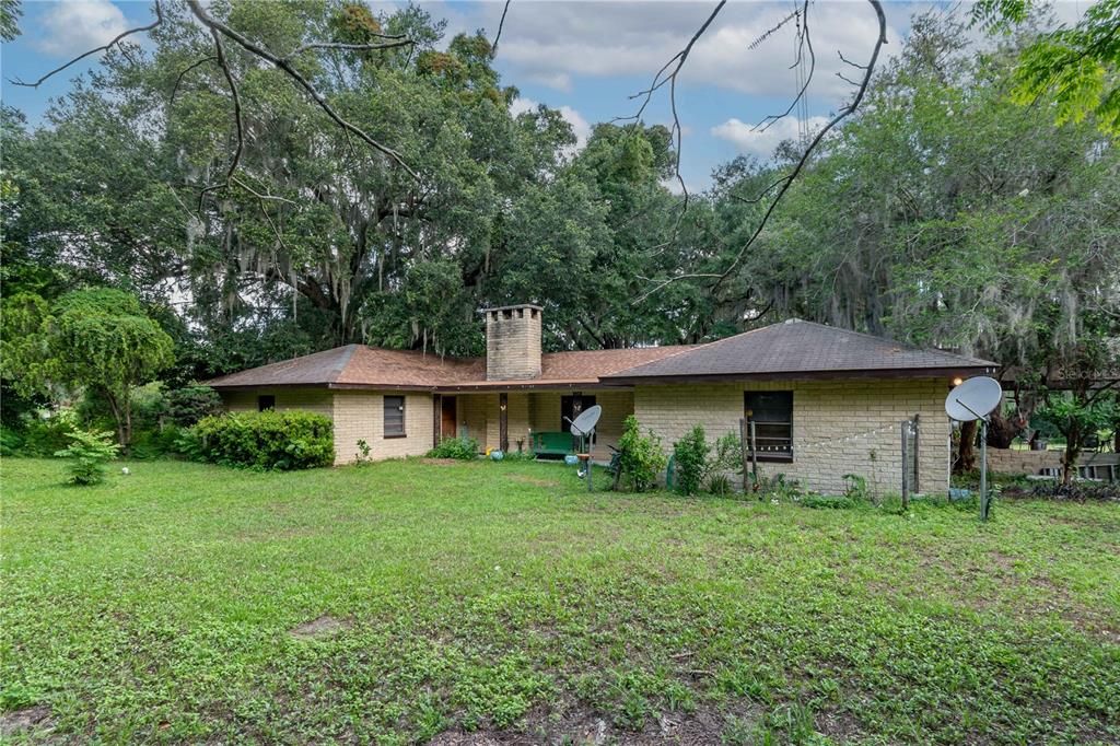 For Sale: $600,000 (3 beds, 2 baths, 2071 Square Feet)