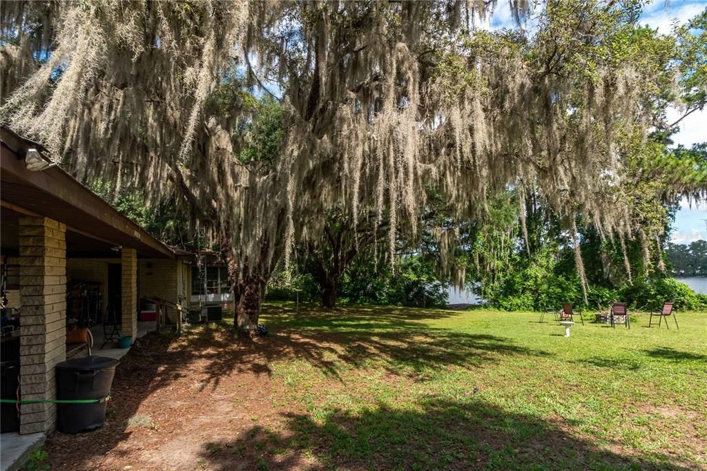 For Sale: $600,000 (3 beds, 2 baths, 2071 Square Feet)