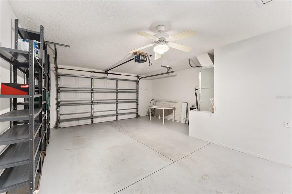 For Sale: $267,000 (2 beds, 2 baths, 1121 Square Feet)