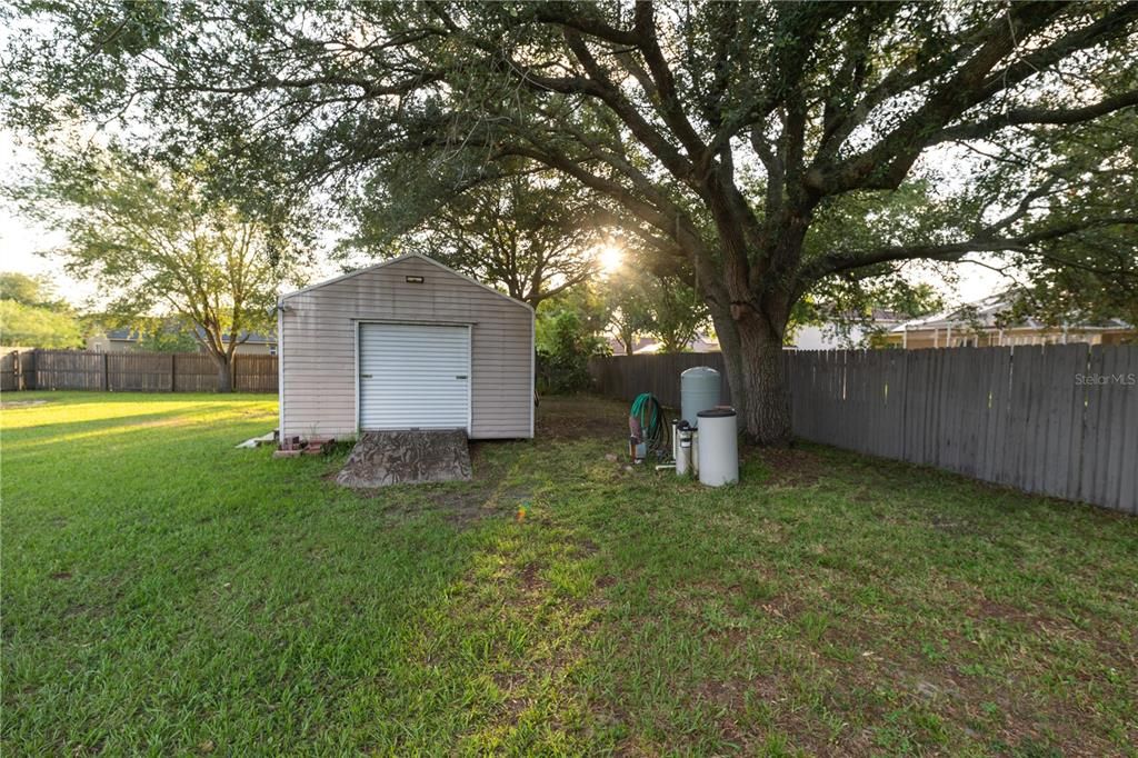 For Sale: $480,000 (3 beds, 2 baths, 1942 Square Feet)