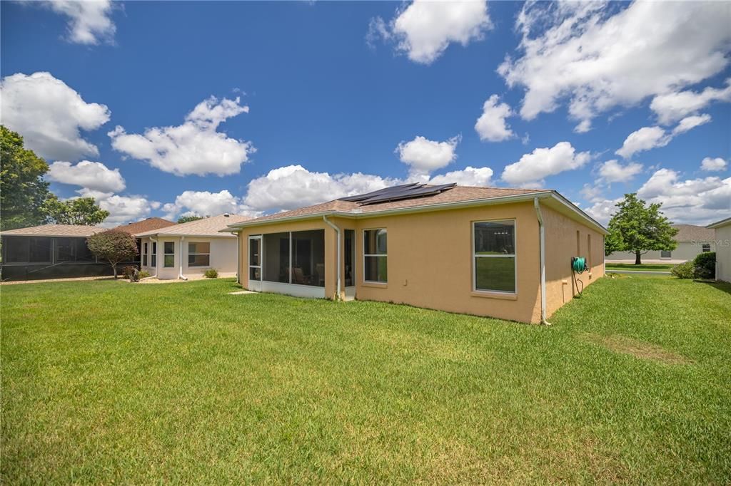 For Sale: $287,500 (3 beds, 2 baths, 1647 Square Feet)