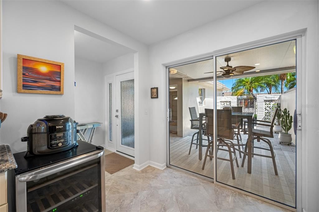 For Sale: $645,500 (2 beds, 2 baths, 1400 Square Feet)