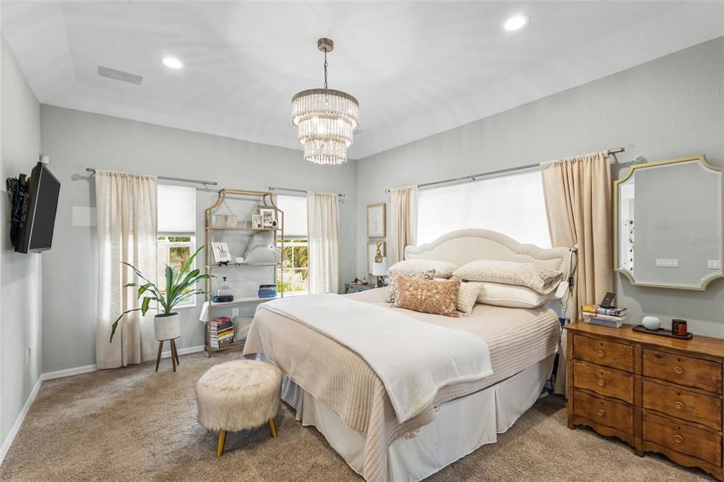 Active With Contract: $1,000,000 (3 beds, 3 baths, 3130 Square Feet)