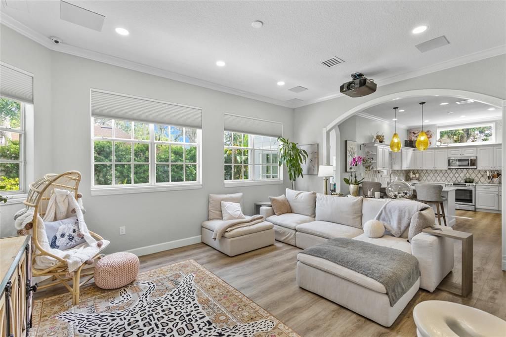 Active With Contract: $1,000,000 (3 beds, 3 baths, 3130 Square Feet)