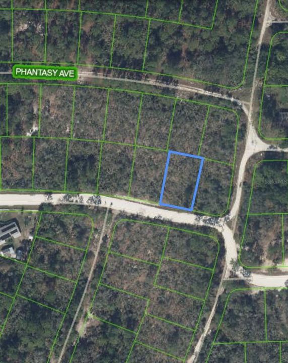 En Venta: $9,000 (0.22 acres)