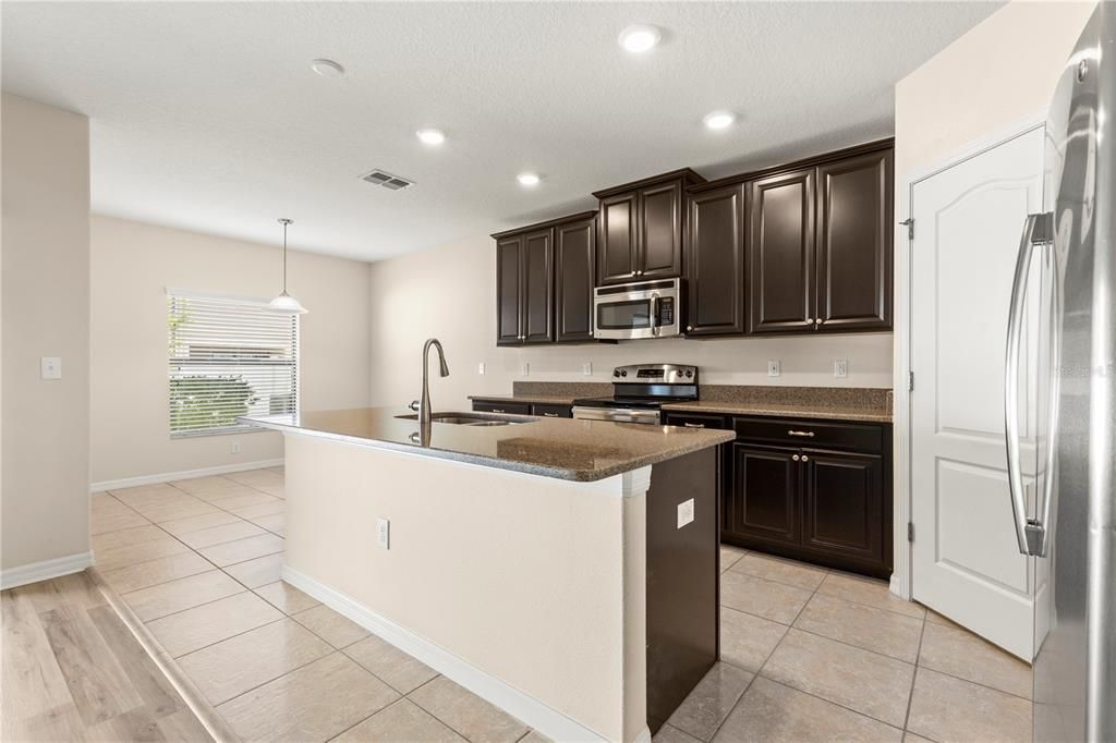 For Sale: $419,990 (4 beds, 2 baths, 2146 Square Feet)