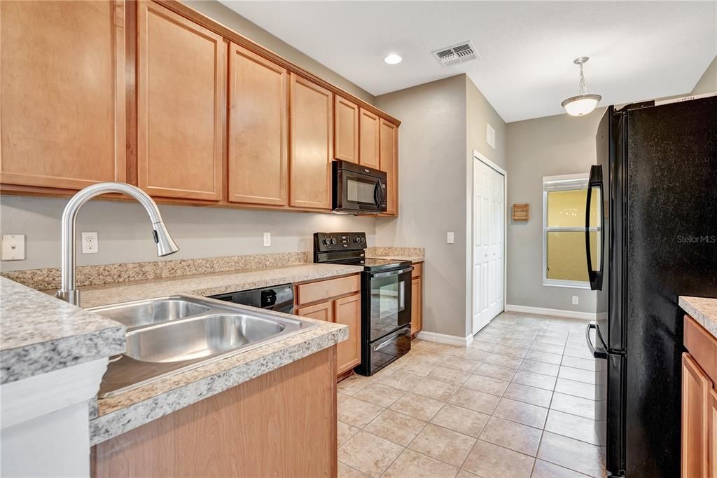 Active With Contract: $2,495 (4 beds, 3 baths, 1788 Square Feet)