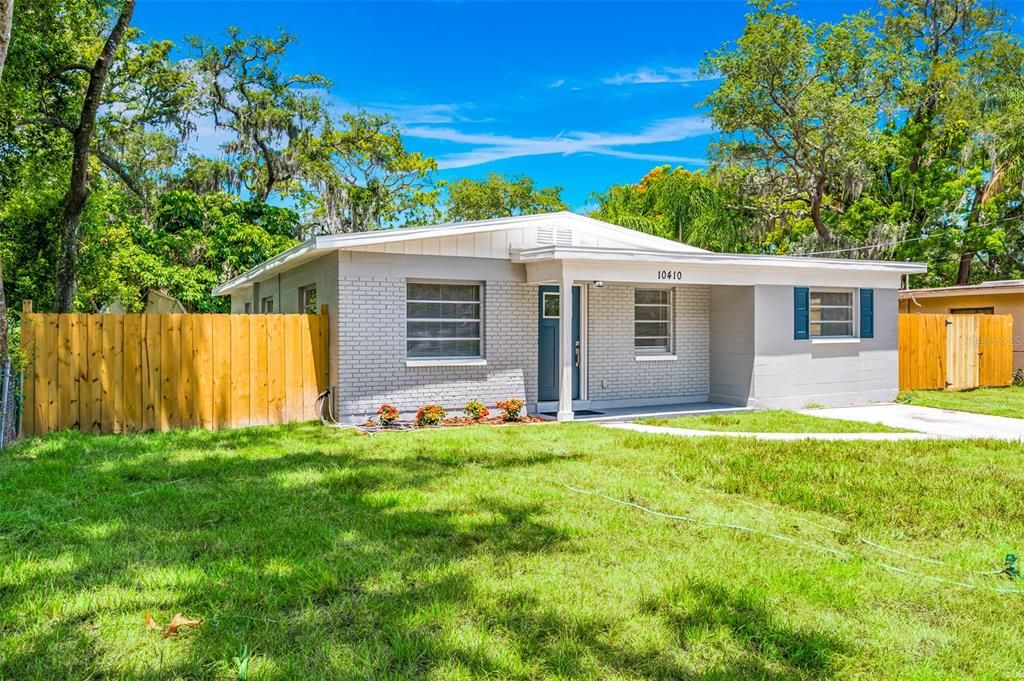 Active With Contract: $349,900 (4 beds, 2 baths, 1252 Square Feet)
