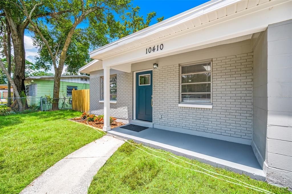 Active With Contract: $349,900 (4 beds, 2 baths, 1252 Square Feet)