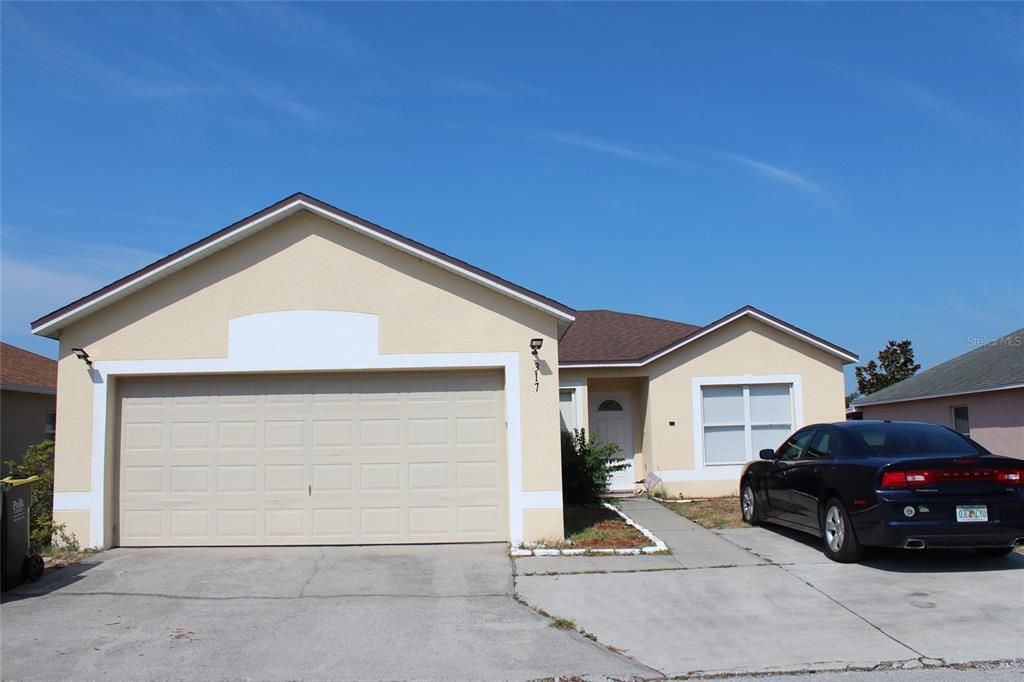 For Sale: $327,995 (3 beds, 2 baths, 1404 Square Feet)