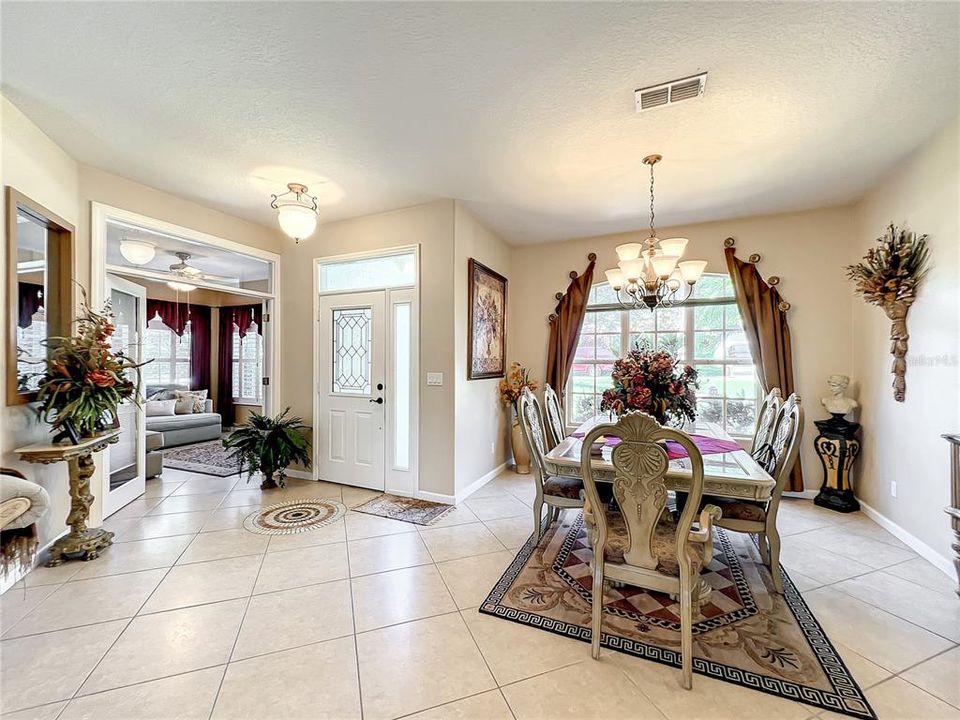 For Sale: $549,900 (3 beds, 2 baths, 2003 Square Feet)