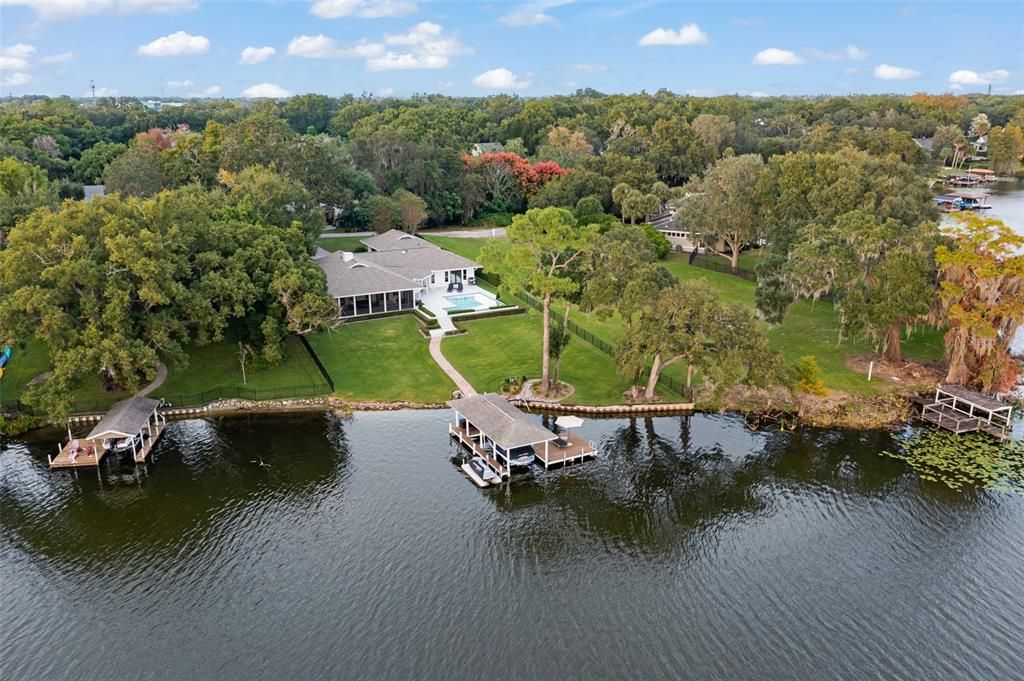 Active With Contract: $3,250,000 (3 beds, 2 baths, 2914 Square Feet)