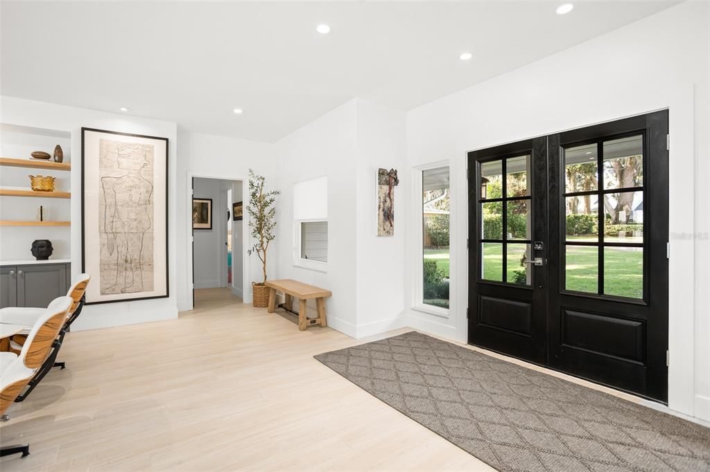 Active With Contract: $3,250,000 (3 beds, 2 baths, 2914 Square Feet)