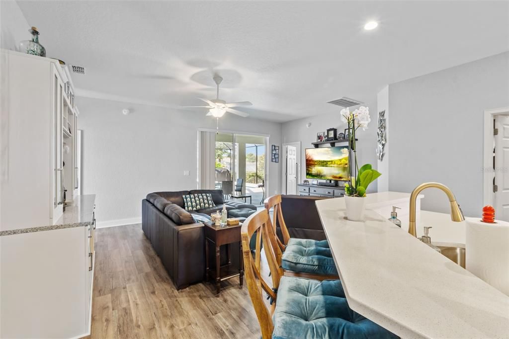 Active With Contract: $490,000 (4 beds, 3 baths, 2200 Square Feet)