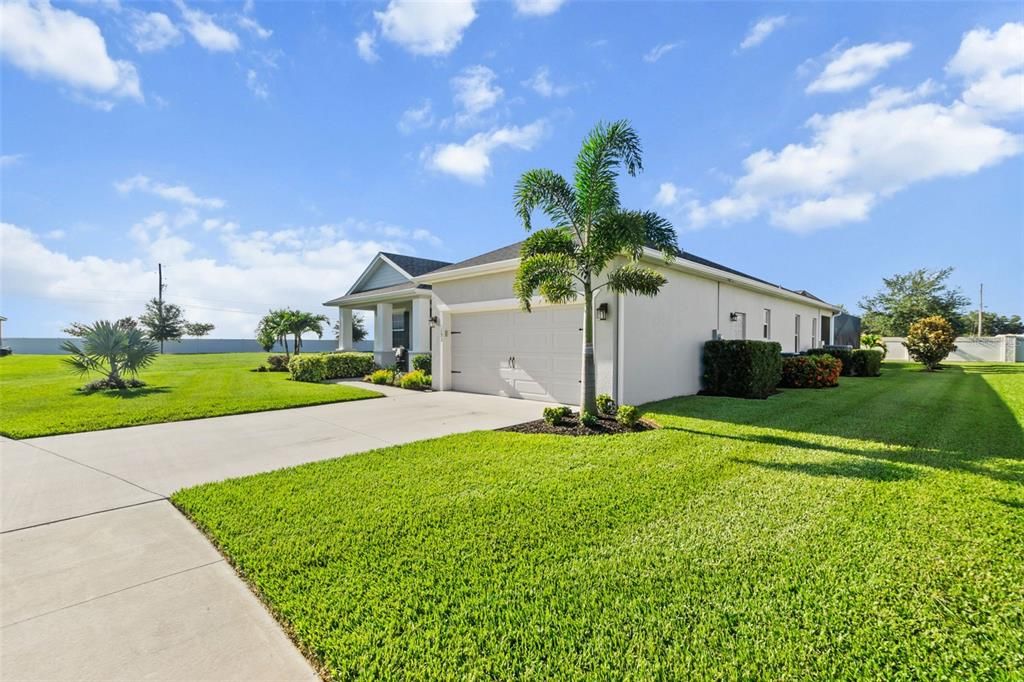 Active With Contract: $490,000 (4 beds, 3 baths, 2200 Square Feet)