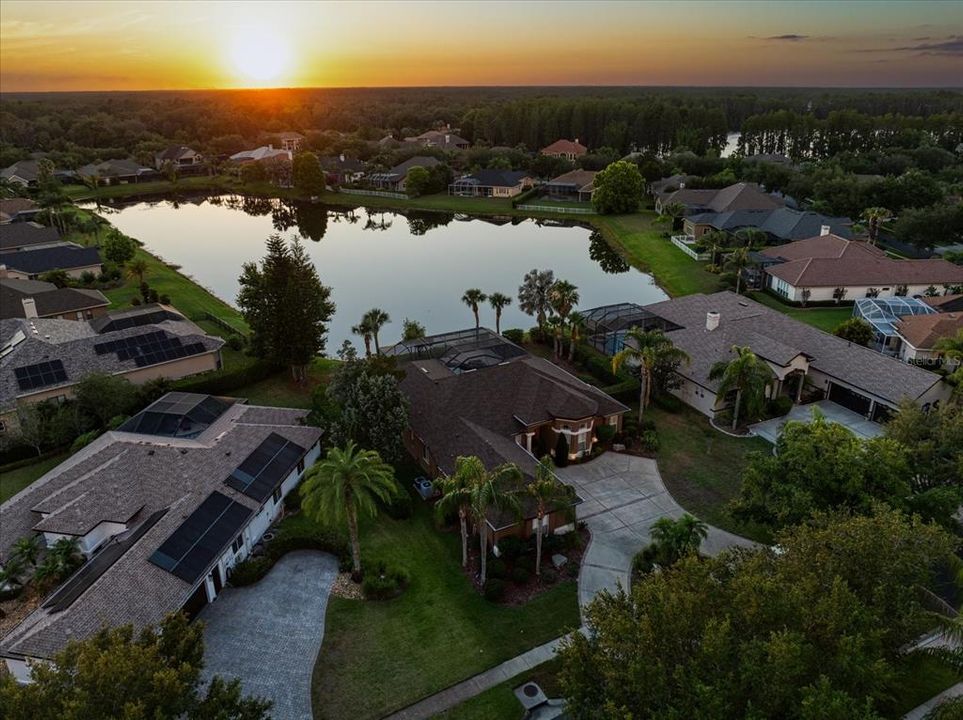 Active With Contract: $925,000 (4 beds, 3 baths, 3159 Square Feet)