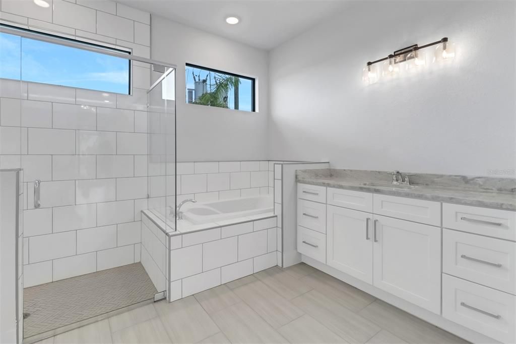 For Sale: $759,900 (3 beds, 2 baths, 1815 Square Feet)