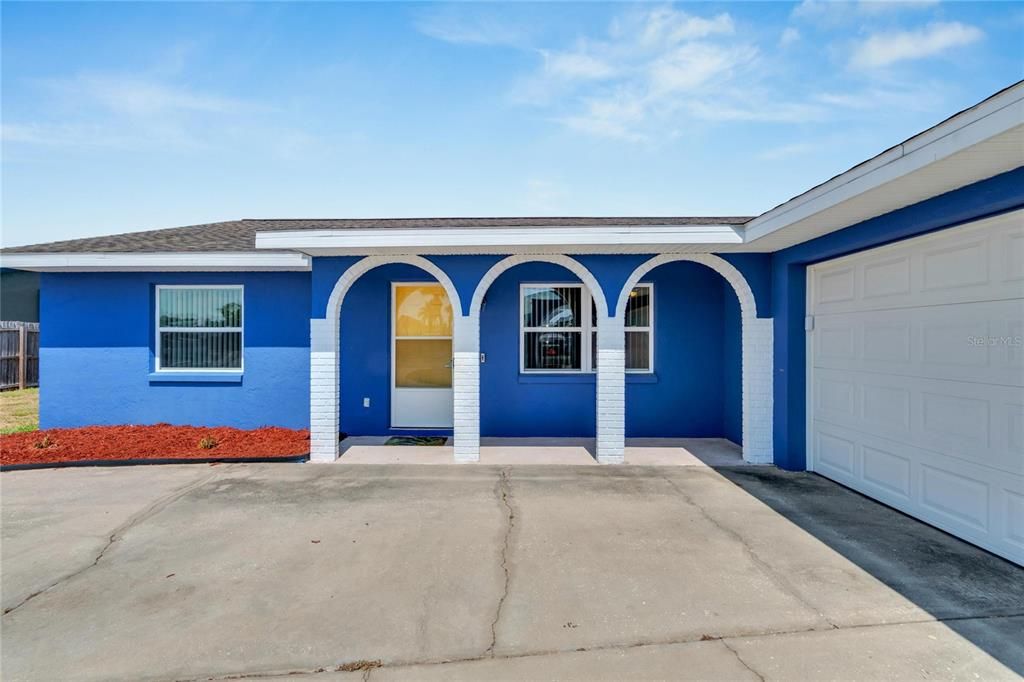 Active With Contract: $3,000 (3 beds, 2 baths, 1551 Square Feet)