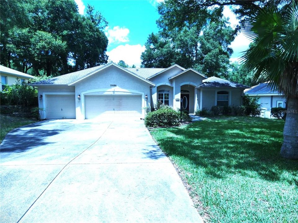 Active With Contract: $290,000 (3 beds, 2 baths, 2107 Square Feet)