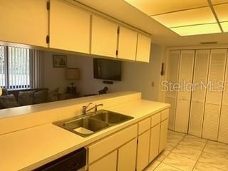 For Sale: $315,000 (2 beds, 2 baths, 1595 Square Feet)