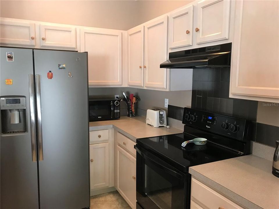 For Rent: $4,000 (3 beds, 2 baths, 1453 Square Feet)