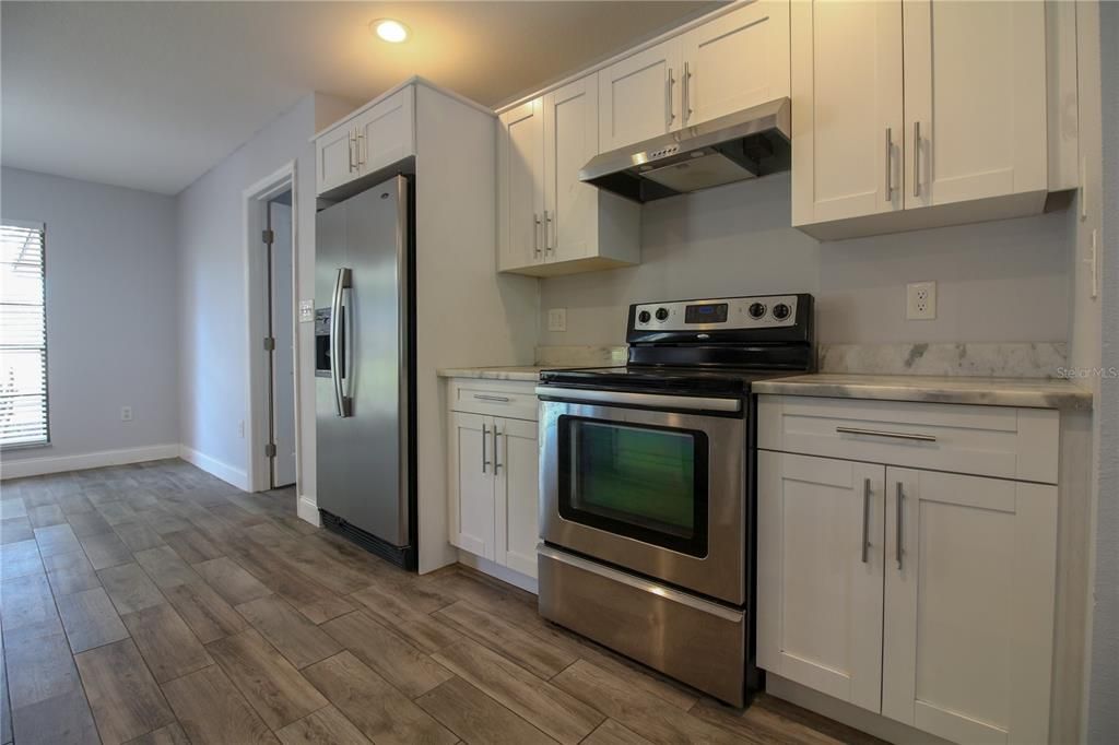 Active With Contract: $2,200 (3 beds, 2 baths, 1867 Square Feet)