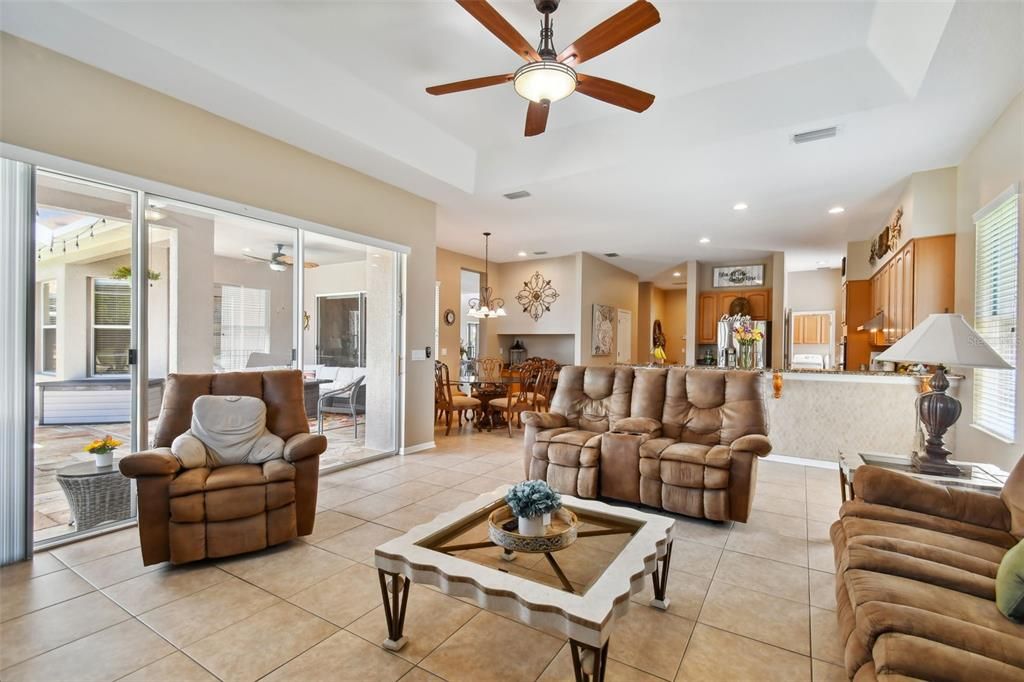 For Sale: $849,000 (5 beds, 3 baths, 3586 Square Feet)