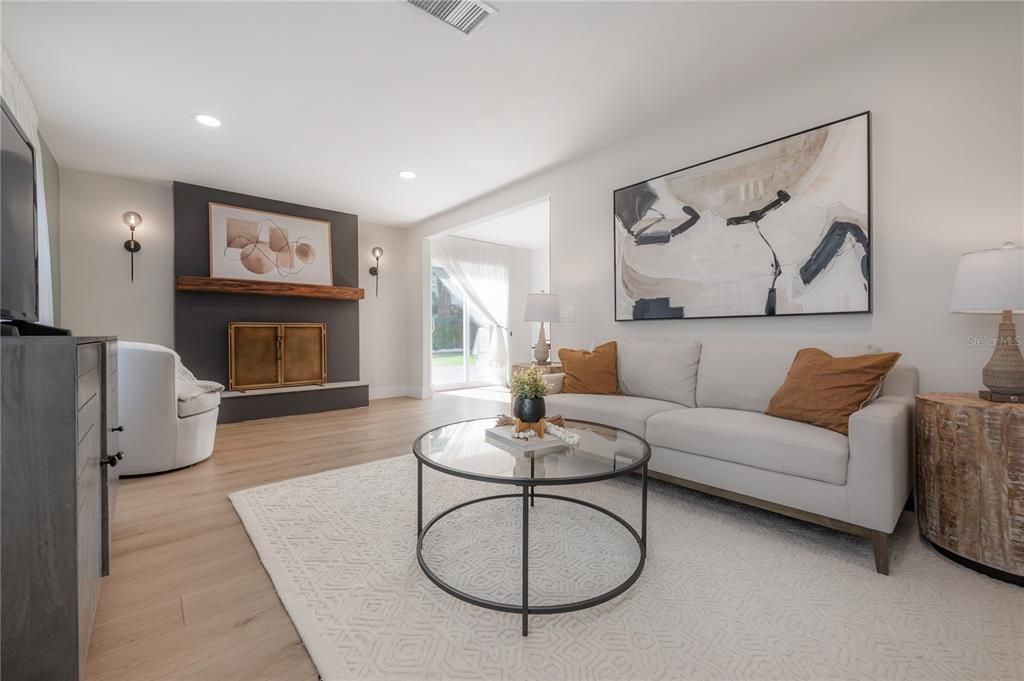 Recently Sold: $1,450,000 (4 beds, 3 baths, 2376 Square Feet)